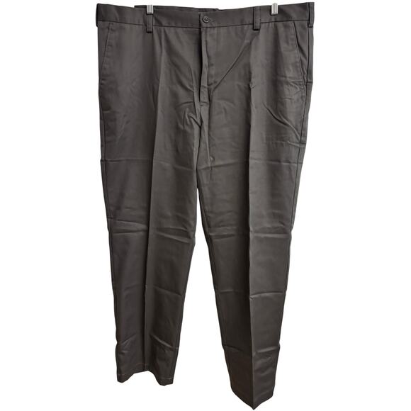 Izod Other - Izod Mens Chino Pants 42x32 Olive Straight Flat Front Non Iron Cotton NWt New